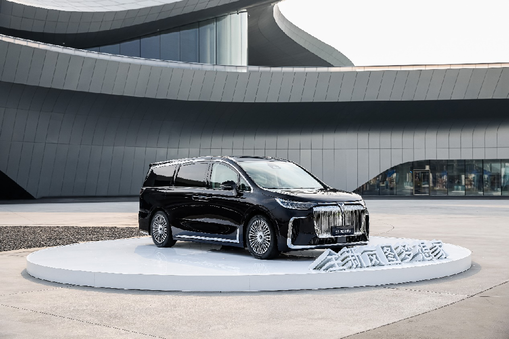 卢放:MPV市场有很大潜力 岚图一定会留在“牌桌”上