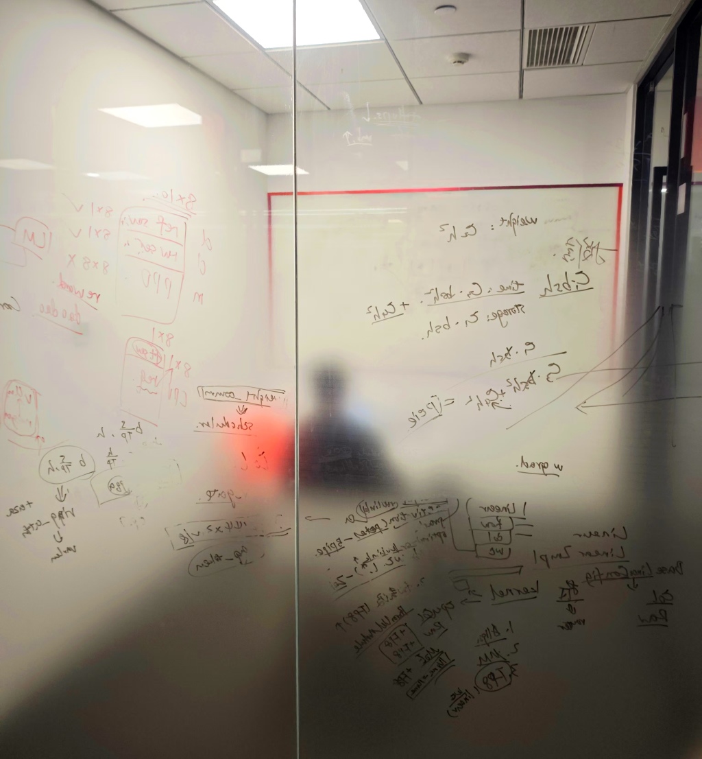 媒体管家上海软闻2025:全球开发者先锋大会开幕在即,上海人工智能企业有哪些新思考新期待