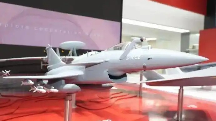 国产航空明星产品齐聚巴黎航展 国产航空明星产品齐聚巴黎航展