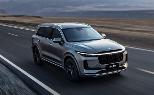 理想高管：从理想ONE之后我们再也不玩三缸机了 代价太大