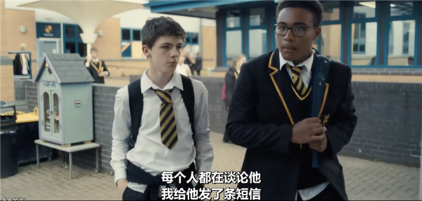 披甲持刀的英国Teenager 比剃刀党更凶险！