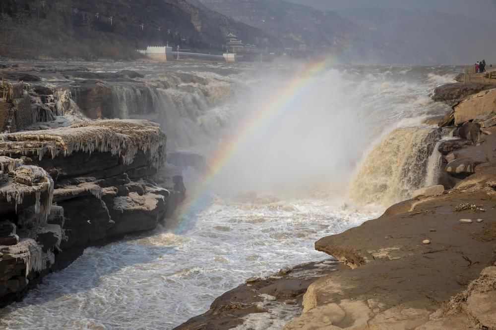 为什么彩虹是弯的?为什么航迹云有时出现有时没有?为什么雪后的世界特别安静?这些知识等你来get! 为什么彩虹是弯的?为什么航迹云有时出现有时没有?为什么雪后的世界特别安静?这些知识等你来get!