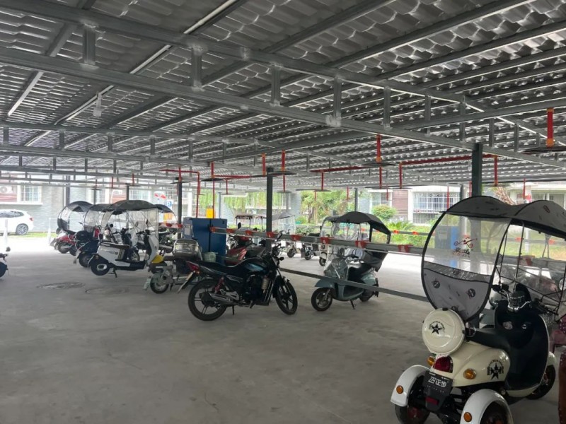 200余辆电动车充电竟零事故！记者暗访德阳小区揭密这个会灭火的充电桩(图5)