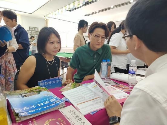 2024国开中学国际部本年度第一场国际教育展成功举办！(图14)