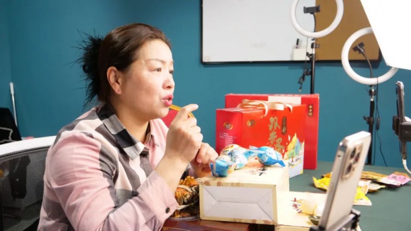 区域公共品牌|高邮小白兔食品：“邮字号”农产品搭上“电商快车”(图4)