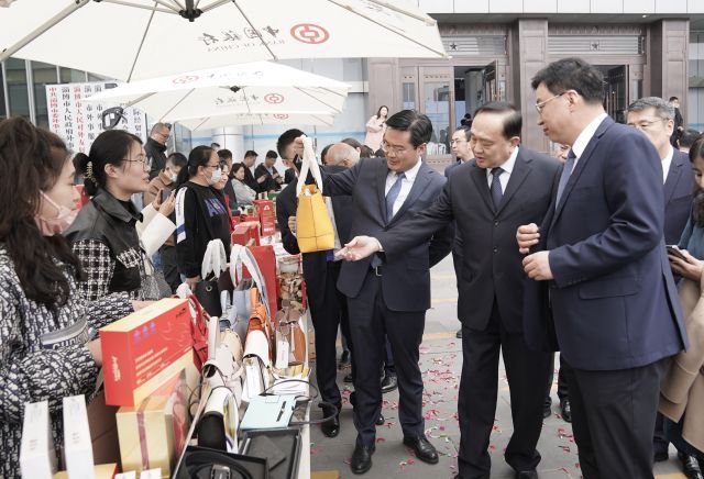 齐鲁政情丨“朋友圈”再扩容!山东这个市建了国际会客厅 齐鲁政情丨“朋友圈”再扩容!山东这个市建了国际会客厅