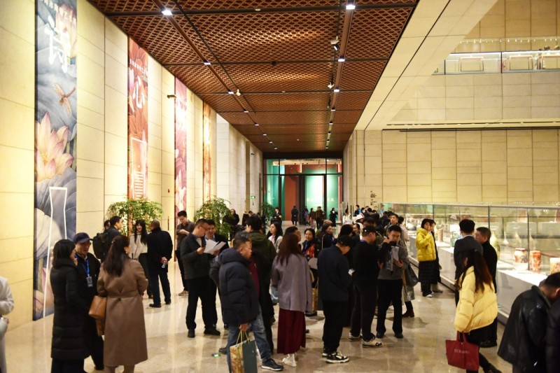 “守护者传播计划·诗心万象——张闻冰陶瓷艺术展”文化影响力持续绽放中(图3) “守护者传播计划·诗心万象——张闻冰陶瓷艺术展”文化影响力持续绽放中(图3)