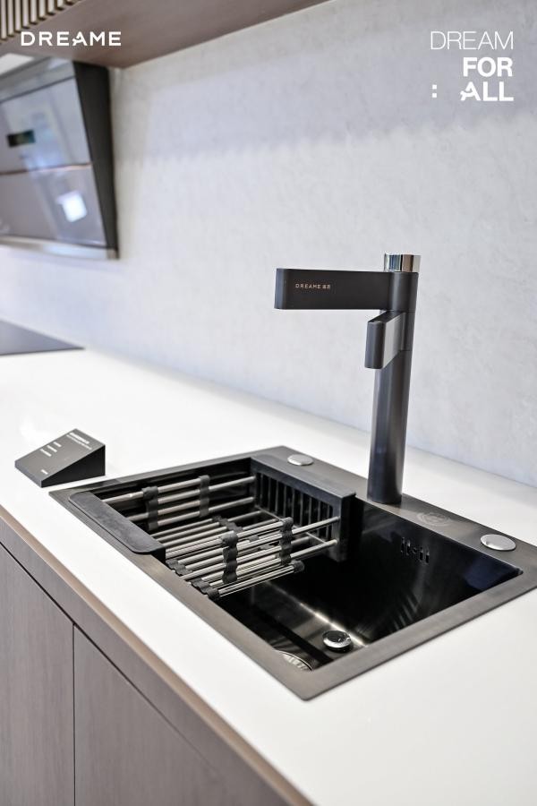 AWE 2025收官：追觅科技以AI净水机U10撬动全屋智能生态新格局(图2)